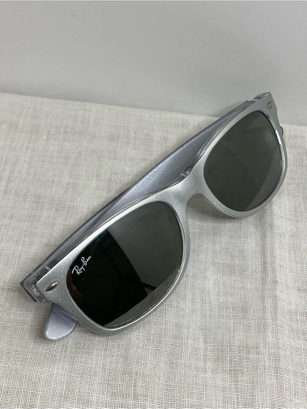 Ray-Ban New Wayfarer Sunglasses 6144/40 Silver Gray Made In Italy